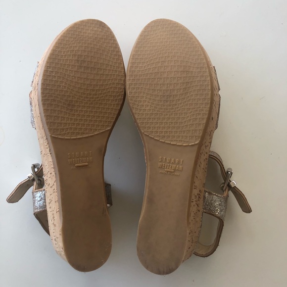 Stuart Weitzman Crosson Cracked Leather Cork Wedge - Picture 8 of 8